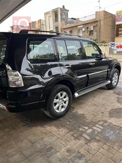 ميتسوبيشي باجيرو